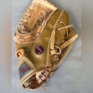 Spalding Stadium Series Little League Leather Baseball Glove